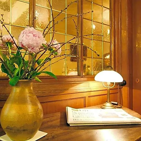Michels Garni Hotel