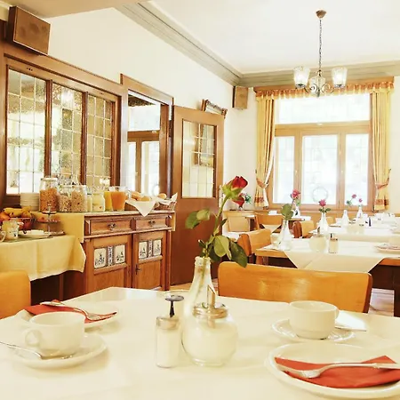 Hotel Michels Garni 3*