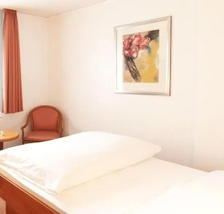 Michels Garni Hotel