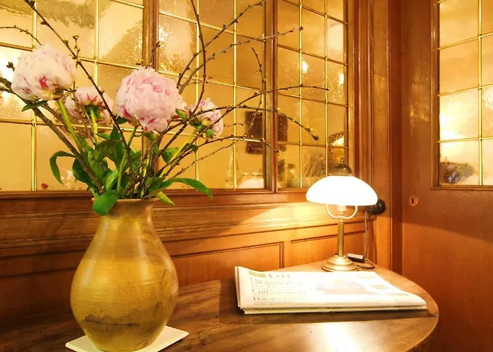 Michels Garni Hotel 3*